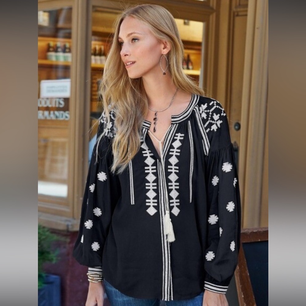 Sundance Catalog Black White Embroidered Boho Southwest Tassel Blouse Large